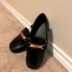 ALDO kids size 2 dress shoe